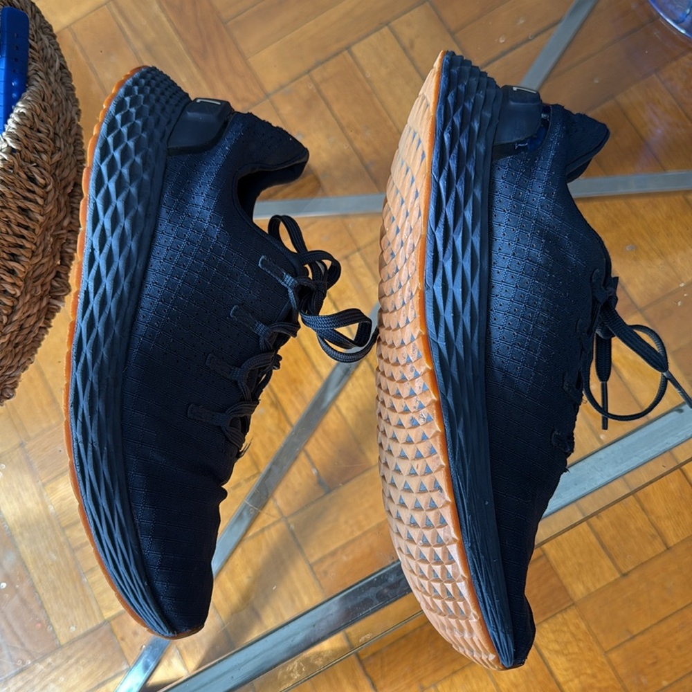 NOBULL Ripstop Runner shoes in Iridescent Blue. - Picture 6 of 13